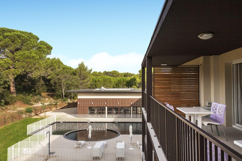Residhotel Residence Pont Du Gard Remoulins Exterior photo