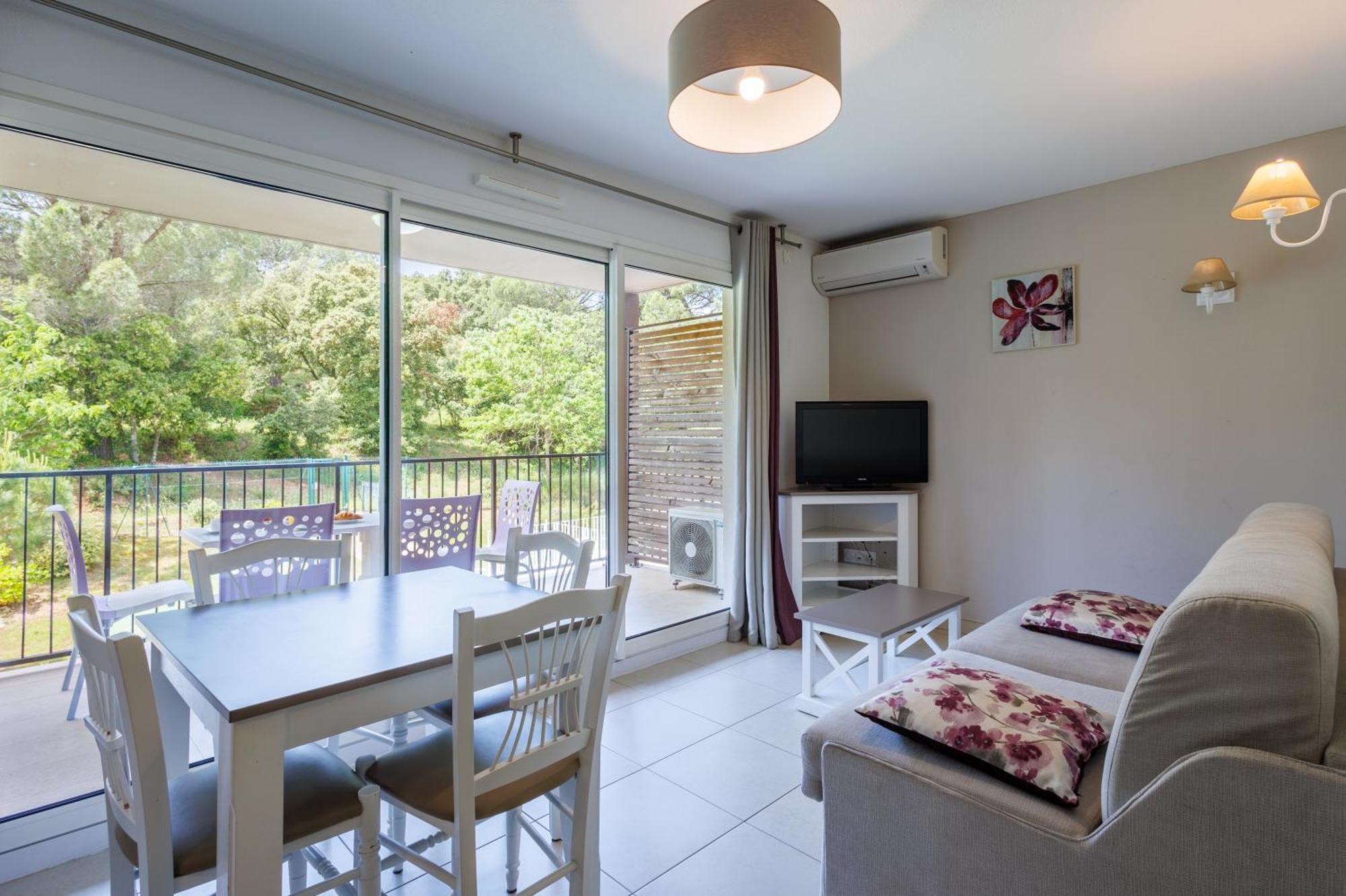 Residhotel Residence Pont Du Gard Remoulins Exterior photo