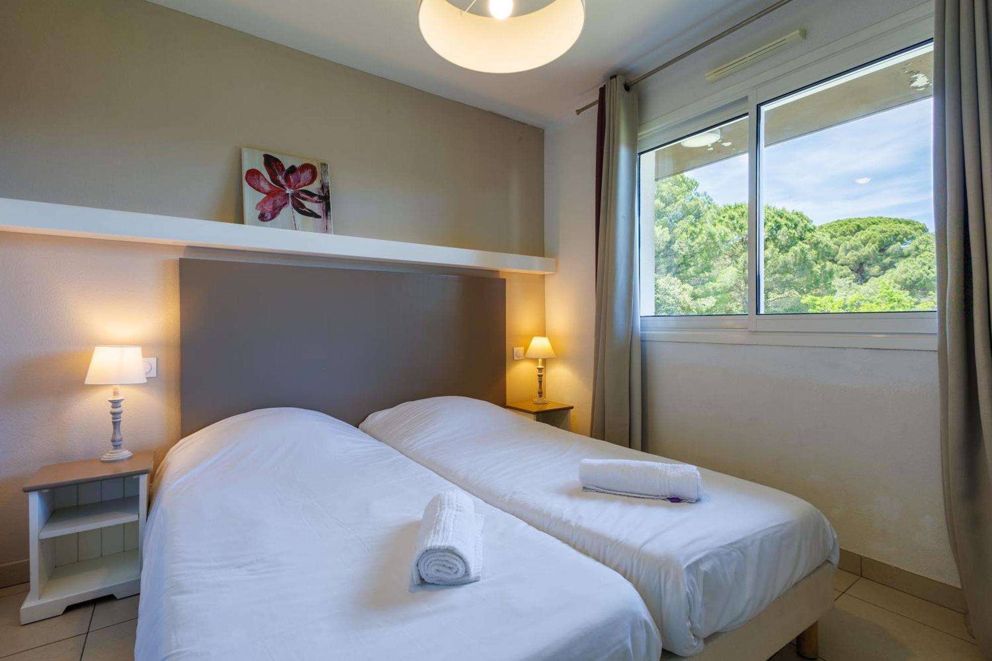 Residhotel Residence Pont Du Gard Remoulins Exterior photo