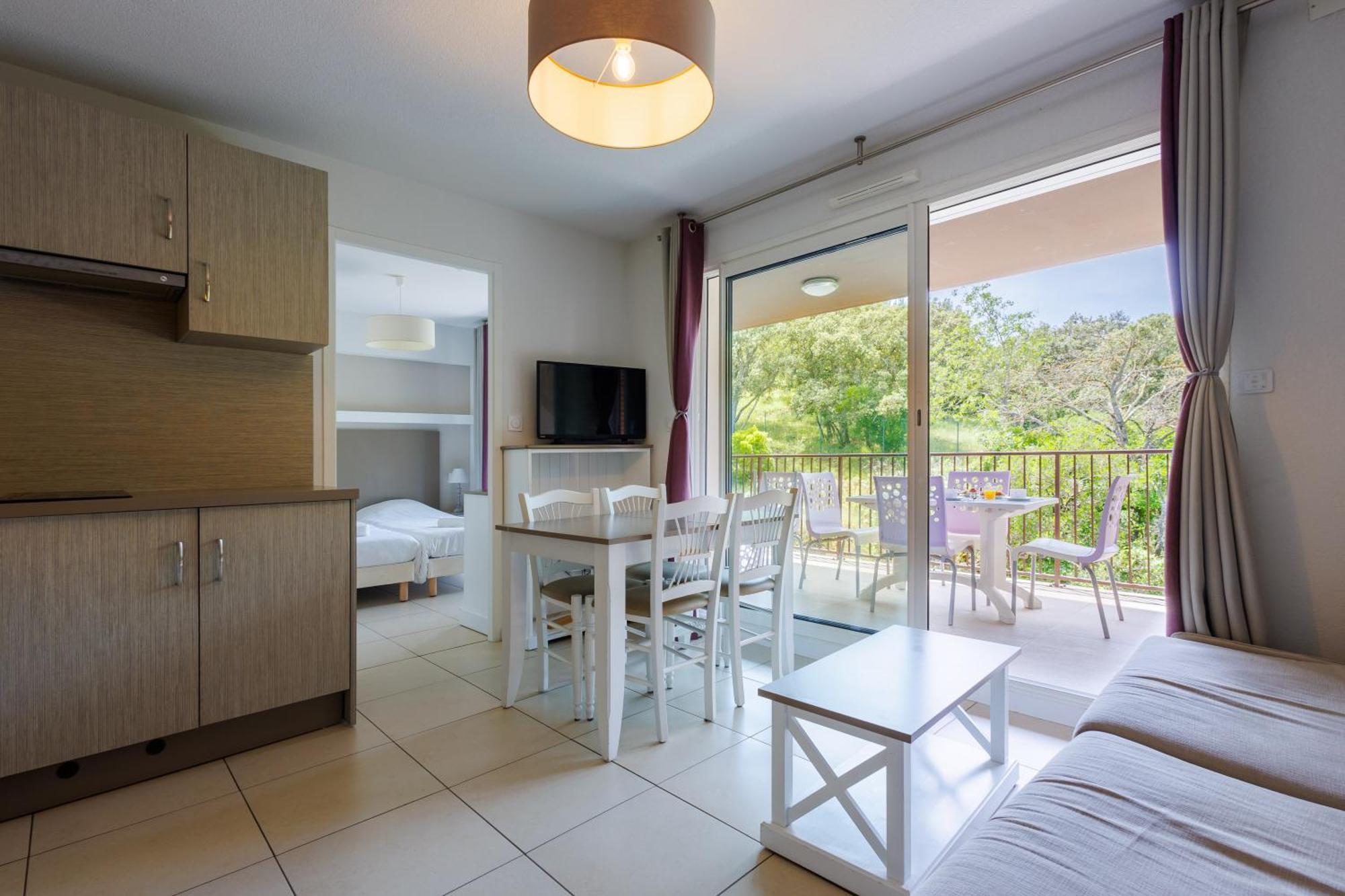 Residhotel Residence Pont Du Gard Remoulins Exterior photo
