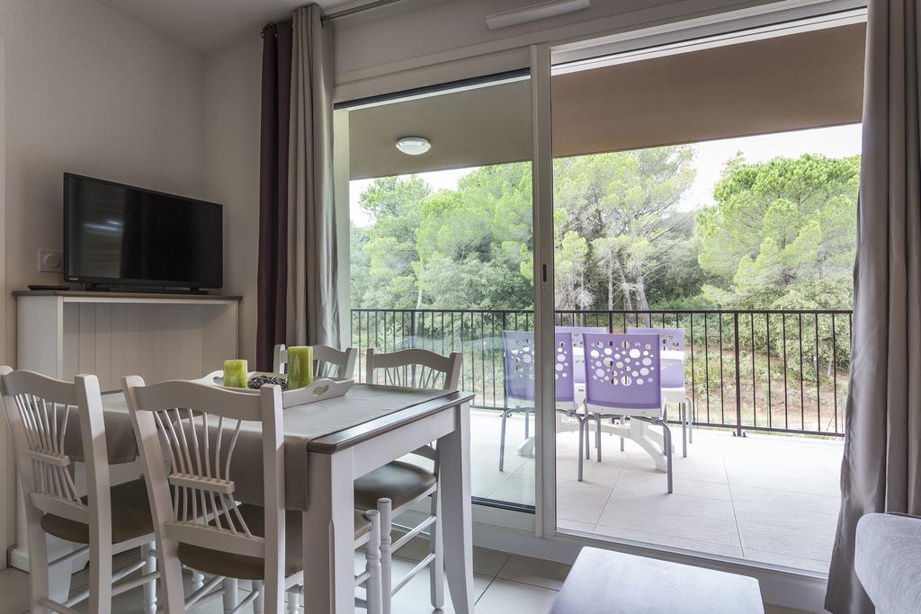 Residhotel Residence Pont Du Gard Remoulins Room photo