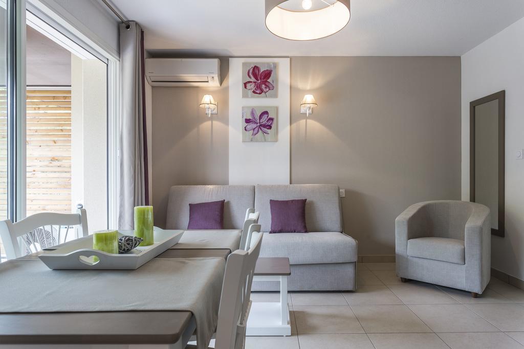 Residhotel Residence Pont Du Gard Remoulins Room photo