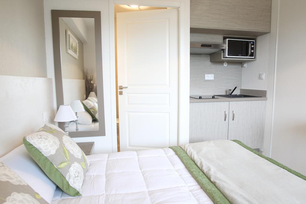 Residhotel Residence Pont Du Gard Remoulins Room photo